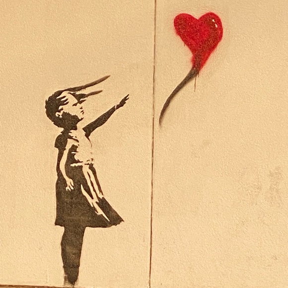 Meet your Posher, Cristie - Picture 3 of 6